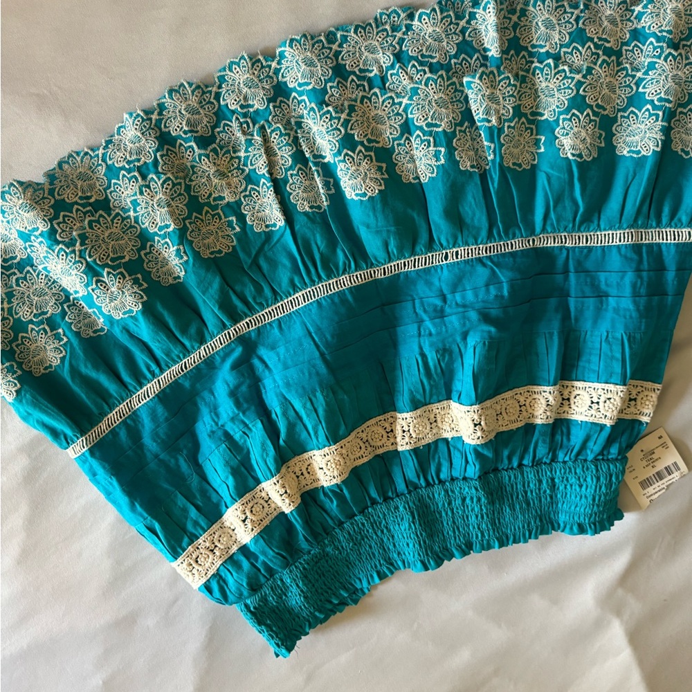Size XL skirt. Lined  blue flare